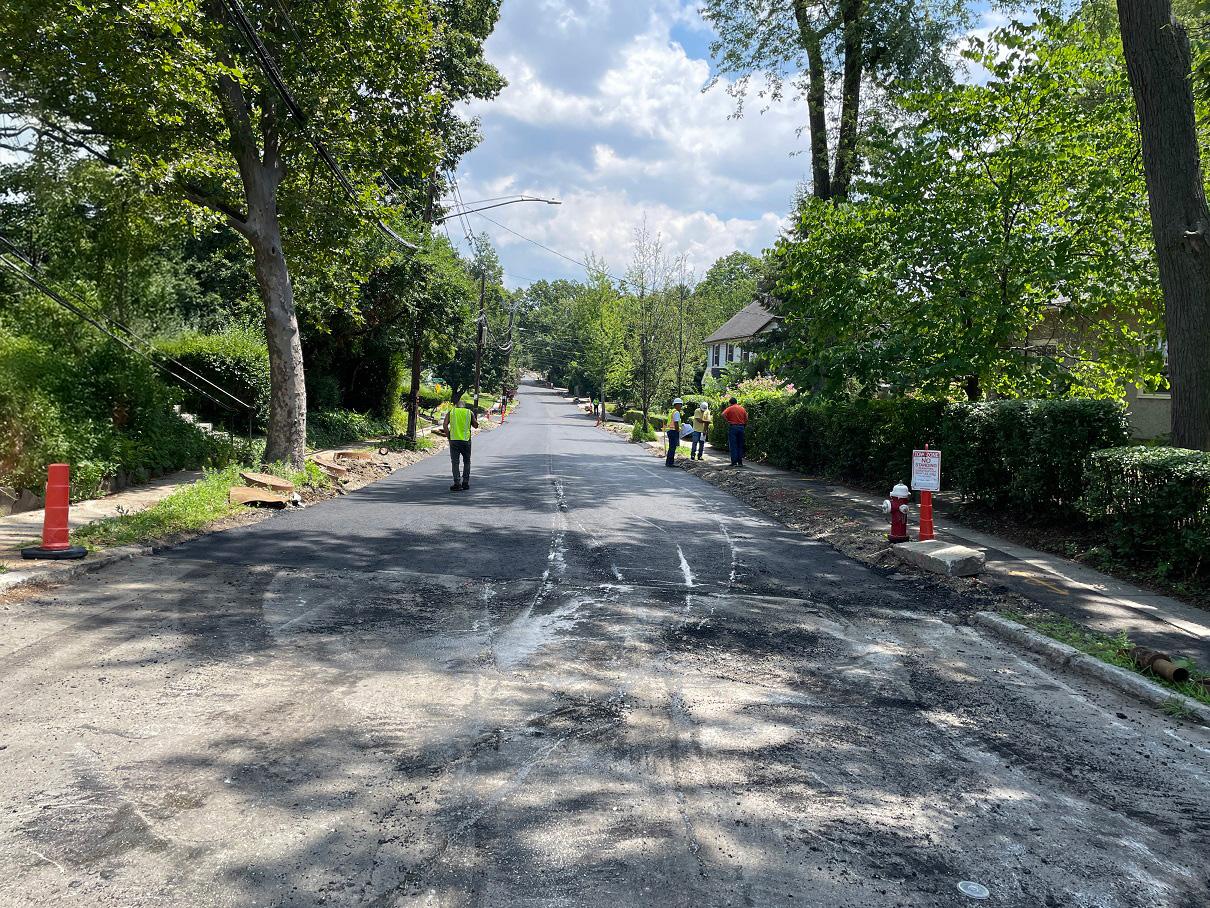 IMG_2066_Bellevue_Road_in_Watertown