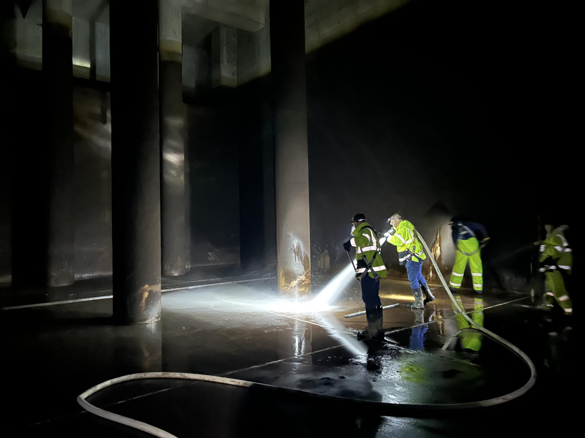 Tank cleaning at Carroll Water Treatment Plant